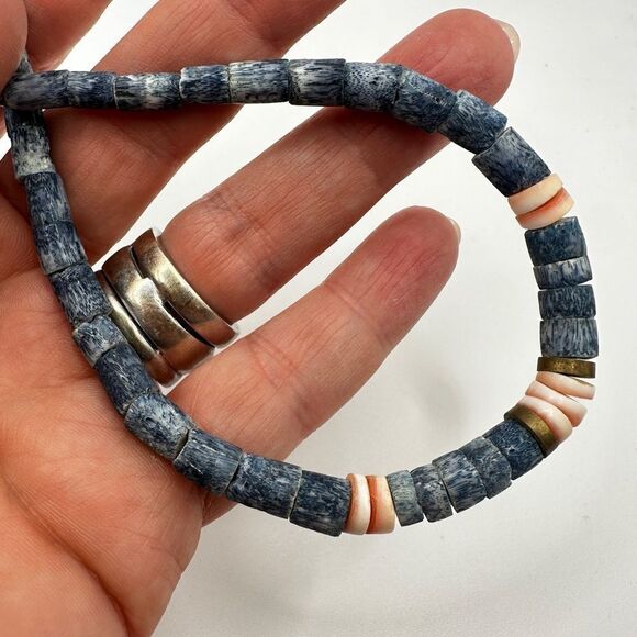 15" Vintage Blue Coral Shell Surfer Heishi Necklace! - Picture 6 of 8